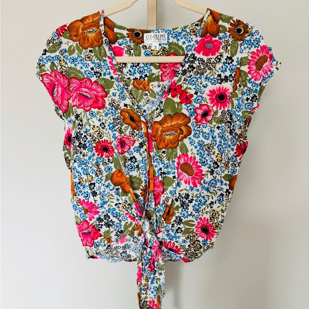 XIX-Palms floral tie front top.